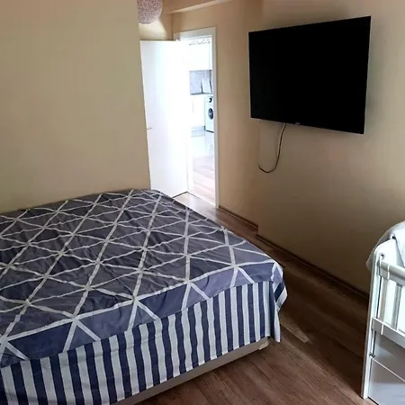 Caesar 2 Bedrooms Cornelius Apartman